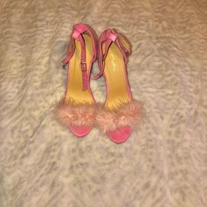 💗☁️Fuzzy Pink High Heels☁️💗